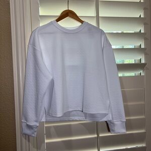 🆕 Ideology Women’s White Sweatshirt